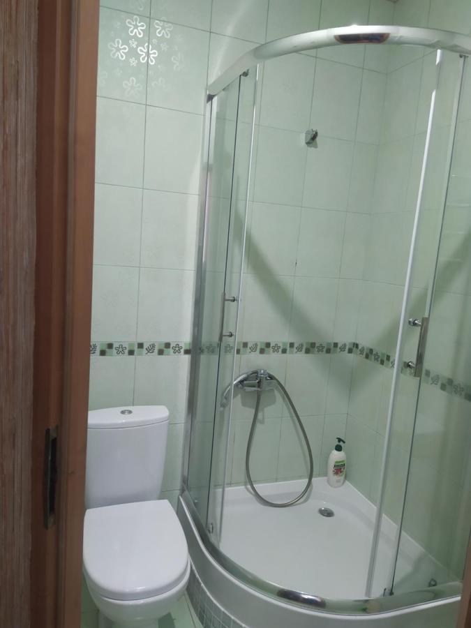 Квартира Біля Залізничного Вокзалу Lviv Kültér fotó